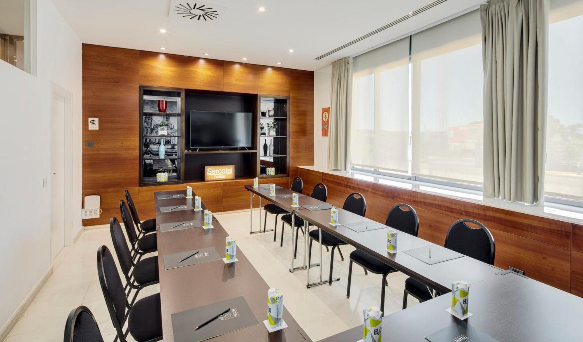 Sercotel Ab Rivas Екстериор снимка